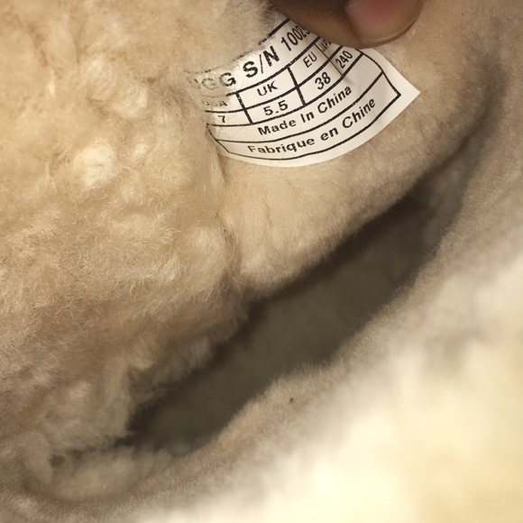 Sequin Uggs - Picture 4 of 4